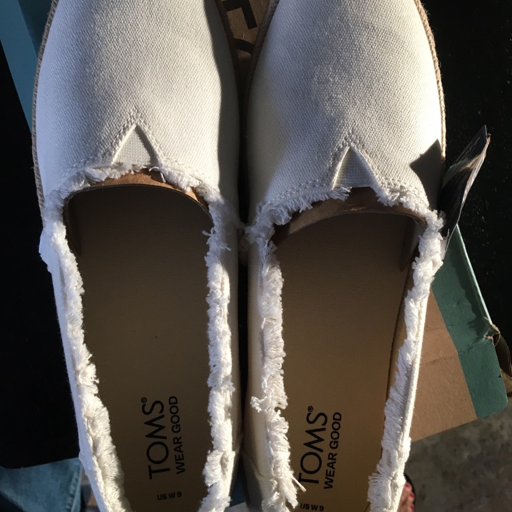 Toms Valencia white canvas platform espadrille